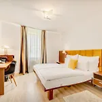 Hotel Antares