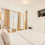 Hotel Antares