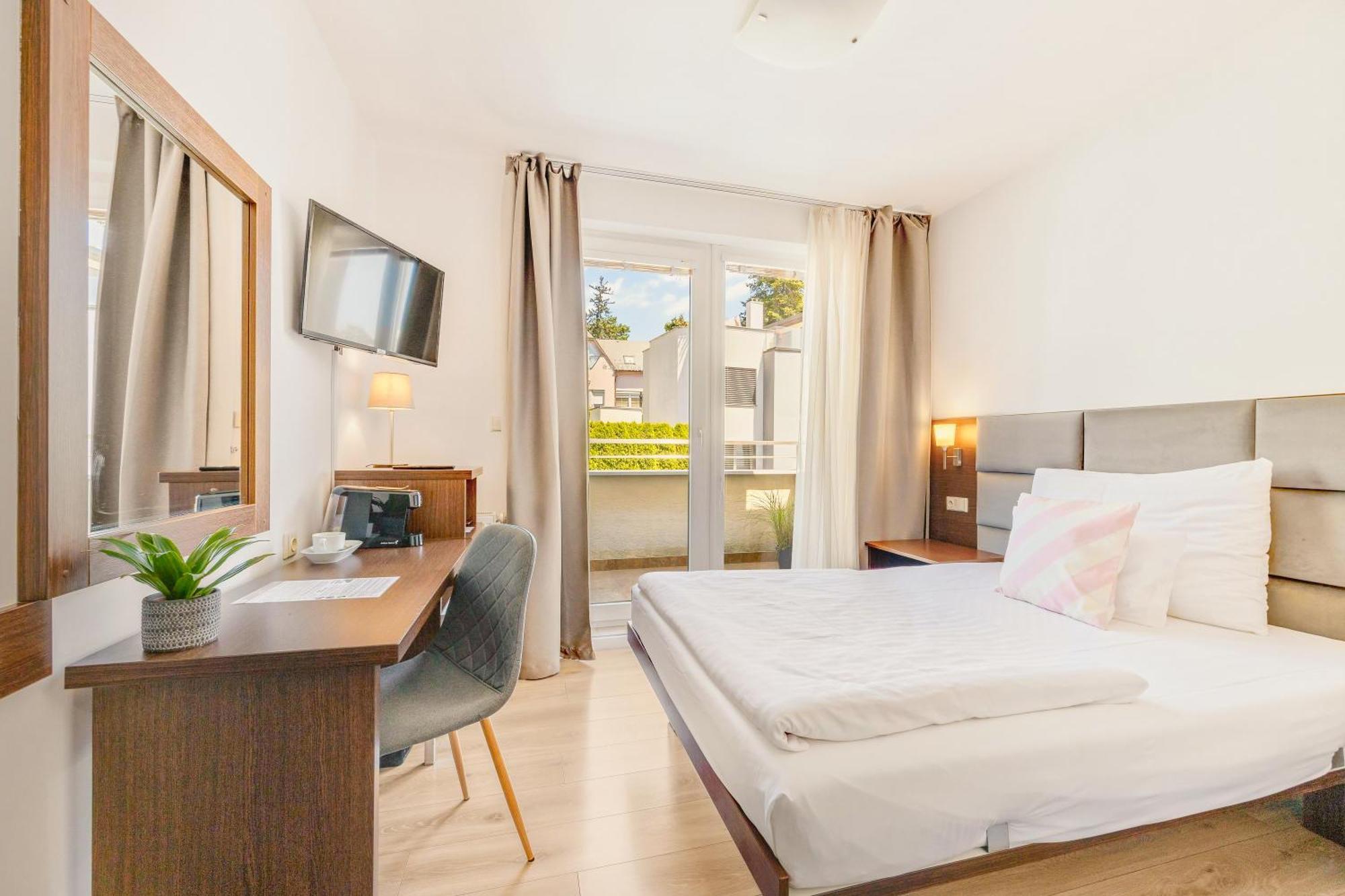 Hotel Antares